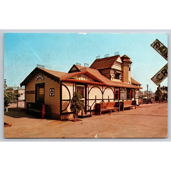 Arcadia Railway Station California vintage postcard #0870 - Picture 1 of 2